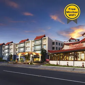 https://pagoda-resort-and-spa.hotelsperth.org